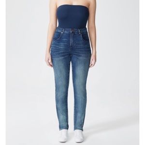 NWT Universal Standard High Rise Jean. Size 12 L
